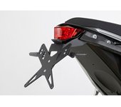 PROTECH Kit de soporte de matrícula  que incluye reflector y placa de acero inoxidable ligero/aluminio recubierto de polvo negro - Negro