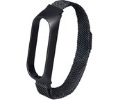 <p>pulsera con diseño metálico compatible con la última versión de la smartband de xiaomi, mi band 6 y su modelo anterior mi band 5, en color negra</p>