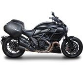 SHAD 3P SYSEM DUCATI DIAVEL 1200 Portadores de cajas laterales -