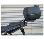 SHAD TOP MASTER HONDA CBF 125 Conexión en mayúsculas - Negro