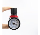 1 Uds. Filtro de compresor de aire de 1/4  regulador separador de aceite y agua tratamiento de aire AR2000 se puede utilizar con conectores de manguera de la serie PC/PT AR 2000