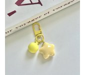 Llavero creativo bonito de estrellas amarillas y rosas, llavero colgante para niñas, mochila, abalorio, funda para auriculares, accesorios, regalos amarillo