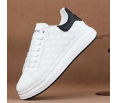 Hombres y mujeres con la misma plataforma de rejilla Zapatos blancos pequeños Zapatos de moda para hombres Zapatos casuales Zapatos de skate para mujeres Zapatos deportivos para hombres 35