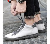 Botas de nieve de felpa de invierno para hombre, zapatos de skate de cuero genuino para hombre, zapatos casuales para hombre, botas de motocicleta ligeras, recién llegadas. 38