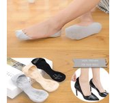 Calcetines de mujer súper invisibles de verano finos antideslizantes boca poco profunda Color sólido para tacones altos calcetines de barco negro