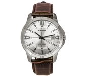 Reloj Casio estándar analógico con correa de cuero marrón y esfera plateada de cuarzo MTP-V004L-7C para hombre plata