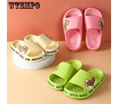 Zapatillas para niños Casa de verano Baño interior Baño Zapatillas de fondo suave Ropa exterior Sandalias suaves de dibujos animados de fondo grueso al por mayor 24-25 amarillo