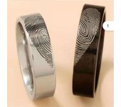 1 par de anillos de acero inoxidable con huella dactilar y corazón para propuesta de boda 8