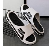 Zapatillas de verano para hombre, zapatillas deportivas a la moda para hombre, zapatos de plataforma antideslizantes, chanclas de playa, sandalias masculinas 36-37 negro