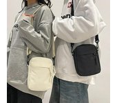 Bolso de hombro unisex estilo bosque: mochila pequeña de moda para deportes y ocio negro