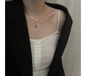 Collar El collar de luna nueva para niñas no se desvanece la ropa con collar de acero de titanio Regalos navideños