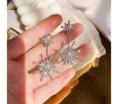 Pendientes con pasador de lujo para mujer, estilo Punk, colgantes de nieve, estrellas de cristal, diamantes de imitación, joyería moderna y elegante 1PC plata