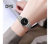 Reloj de cuarzo para mujer, esfera redonda, correa de aleación, sin demora, control de tiempo, reloj de pulsera de alta precisión, reloj de viaje de negocios para mujer blanco