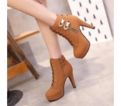 Botas de plataforma nuevas de otoño-invierno 2024, botas de mujer de alta calidad con cordones sólidos, zapatos europeos para mujer, zapatos de plataforma de cuero PU 35