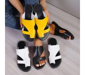 Sandalias de playa nuevas 2024 para mujer, sandalias planas de piel sintética transpirables con tira segura para los dedos del pie y cierre de gancho 36 negro