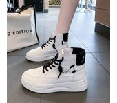 Zapatos blancos de estilo coreano para mujer, nuevos zapatos de caña alta de primavera, populares en línea, zapatos casuales rojos para estudiantes, lote mixto 35