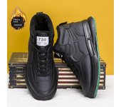 Zapatillas de deporte casuales de invierno Moda de moda Terciopelo acolchado Cálido Zapatos de algodón para hombres de caña alta 39