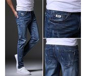 Modelos de primavera y verano Pantalones vaqueros elásticos para hombre Ropa ajustada para hombre Pantalones casuales para hombre Wild Feet 29 negro