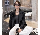Chaqueta de cuero de motocicleta negra para mujer, chaqueta de cuero suelta con solapa de nuevo estilo de primavera y otoño, estilo Hong Kong, top informal S