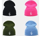Gorros de punto con bordados de calaveras de alta calidad para hombres y mujeres en otoño e invierno, gorros de hip-hop de moda, gorros de venta caliente M（56-58cm） negro