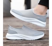Zapatos de verano para hombre, mocasines ligeros para caminar, transpirables, zapatos casuales cómodos de verano, zapatillas de deporte para hombre de talla grande 39 negro