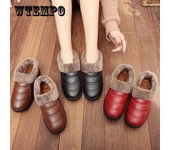 Zapatillas de algodón impermeables para hombre y mujer, bolso de invierno con parte inferior gruesa y cálida, zapatos de algodón para interior de cuero para el hogar, invierno 35 marrón