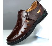 Sandalias de verano para hombre, huecas, antideslizantes, informales, de piel sintética, a la moda, con iluminación, transpirables, para playa, clásicas, para papá 38 negro