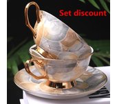 Taza y plato de café estilo corte europeo Juego de dos piezas de lujo con mango dorado Taza de cerámica Taza de agua Té de la tarde Taza de leche 1-2 piezas disponibles