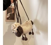 Otoño e invierno 2023 Lindo, lindo y divertido muñeco de oveja pequeño tejido con bolso terminado con estilo occidental Bolso de mujer, tendencia de bolso cruzado para padres e hijos