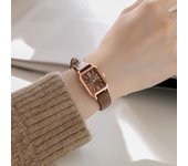 Reloj de mujer, nuevo estilo, sencillo, pequeño, cuadrado, tendencia de moda, reloj de pulsera con cinturón para estudiantes.