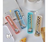 Juego de cubiertos de ajedrez portátil de acero inoxidable de alto valor: Cuchara y palillos con caja de almacenamiento para estudiantes