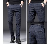 Pantalones informales de otoño e invierno para hombre, pantalones ajustados con pies elásticos, pantalones de estilo coreano a cuadros de talla grande, pantalones largos informales 31