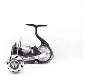 Carrete Daiwa Spinning 24 Certate-G LT 5000D-XH-ARK (9550)