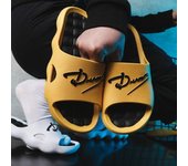 Zapatillas de masaje EVA de alta calidad en 3 colores para hombre, sandalias ligeras de playa de verano para hombre, zapatos de agua fría a la moda 44-45 amarillo