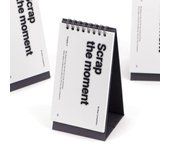 Calendario de escritorio Luca Lab 2024  Scrap the Moment , una frase popular en Corea Single option