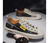 Zapatos de tabla de verano para hombres, nuevos zapatos bajos de gama alta, zapatos de lona populares de moda para hombres, versátiles de moda para estudiantes para hombres 39