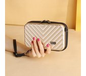 Mini bolsa de cosméticos de plástico para mujer, bolso de hombro con forma de maleta, bolso de mensajero pequeño de PVC, bolso de viaje de moda verde