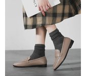Zapatos de cuero estilo británico retro para mujer, mocasines planos informales de otoño, zapatos de trabajo de oficina con punta redonda y sin cordones, zapatillas para mujer 32 negro