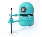 Con el robot de dibujo de la corporación Quincy LZ001 azul