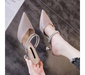 Sandalias cubiertas con los dedos de los pies para mujer Zapatos de tacón alto nueva primavera verano punta estrecha bidireccional ropa exterior medias zapatillas sandalias de moda 34