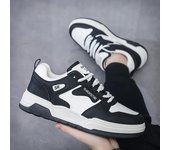 2024 Nuevas zapatillas de deporte de moda para hombre, zapatos de diseñador para hombre, zapatos de tenis casuales para exteriores, zapatos de plataforma de PU cómodos, tenis masculino 39 negro