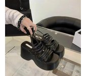 Sandalias de tacón grueso de verano para mujer, nuevas zapatillas de tacón alto con correa a la moda, sandalias de plataforma informales negras sin cordones para mujer 36