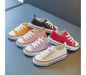 Zapatillas de lona con cordones y caña baja para niños - Colección Primavera 2024, colores pastel, zapatos para padres e hijos. 20 negro