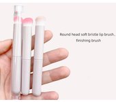 Pincel para labios, 1 pincel para lápiz labial, cabeza redonda con tapa, mini pincel para maquillaje, cerdas suaves y portátil, corrector. color rosa