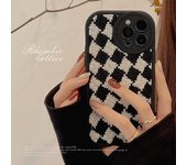 Funda de teléfono de tela de celosía tejida de invierno retro de felpa para iPhone 15 14 13 12 11 Pro Max Plus, funda de silicona de tweed a prueba de golpes For iPhone 11