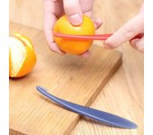 Cuchillo de cocina para desollar, ayudante para exprimir jugos, pelador de naranjas portátil, abridor de cítricos, rallador de cítricos random color