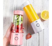 Exprimidor portátil de frutas para el hogar, miniexprimidor recargable para estudiantes pequeños, exprimidor eléctrico para freír color rosa