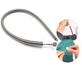 Herramienta multifuncional de acero inoxidable para enhebrar prendas, guía para enhebrar prendas.