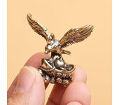 1 pieza de estatua de águila de latón, escultura hecha a mano, artesanía, adorno vintage de cobre, figura de pájaro, decoración de animales para el escritorio de la oficina en casa