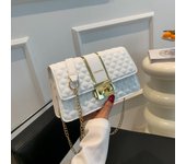 Bolsos de mujer populares de este año 2024 nueva tendencia de moda de verano bolsos de mensajero casuales bolsos de mensajero de un solo hombro con hilo bordado de diamantes azul